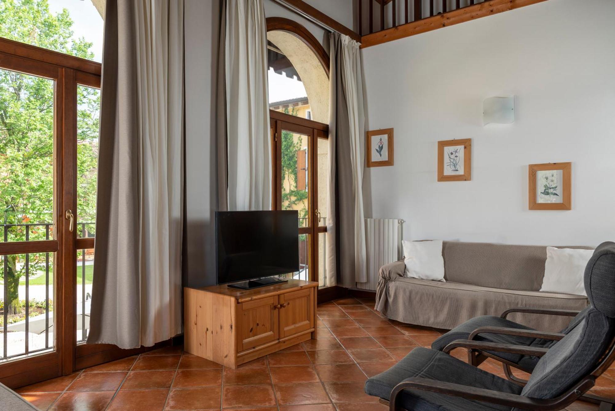 Agriturismo La Filanda Manerba del Garda Luaran gambar