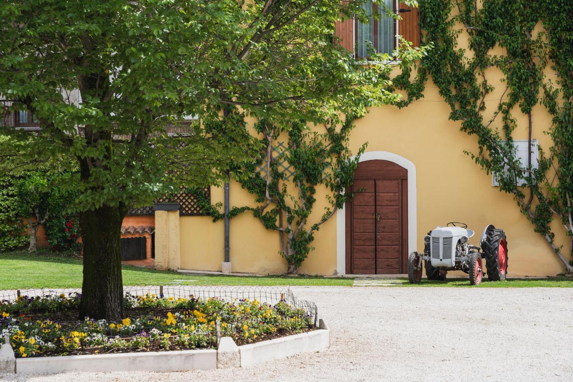 Agriturismo La Filanda Manerba del Garda Luaran gambar
