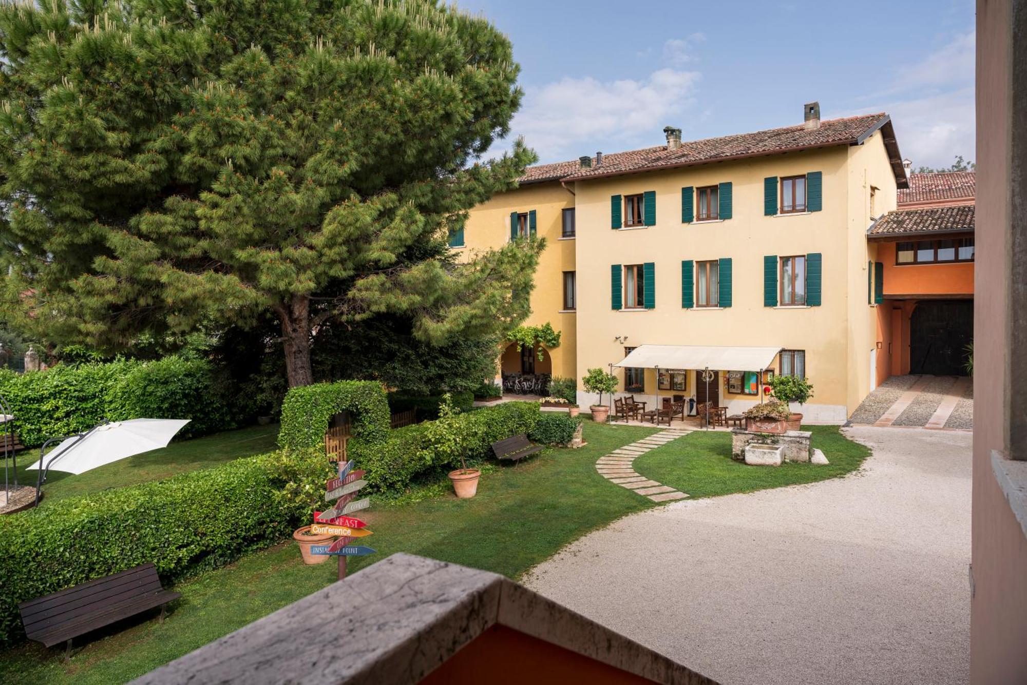 Agriturismo La Filanda Manerba del Garda Luaran gambar