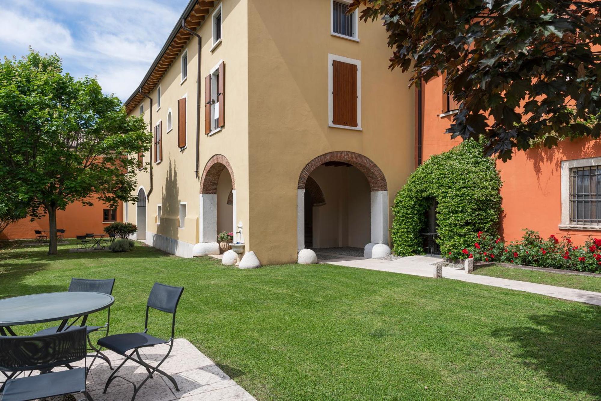 Agriturismo La Filanda Manerba del Garda Luaran gambar